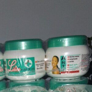 2 pc lilie fleur de lys cream 300gram each